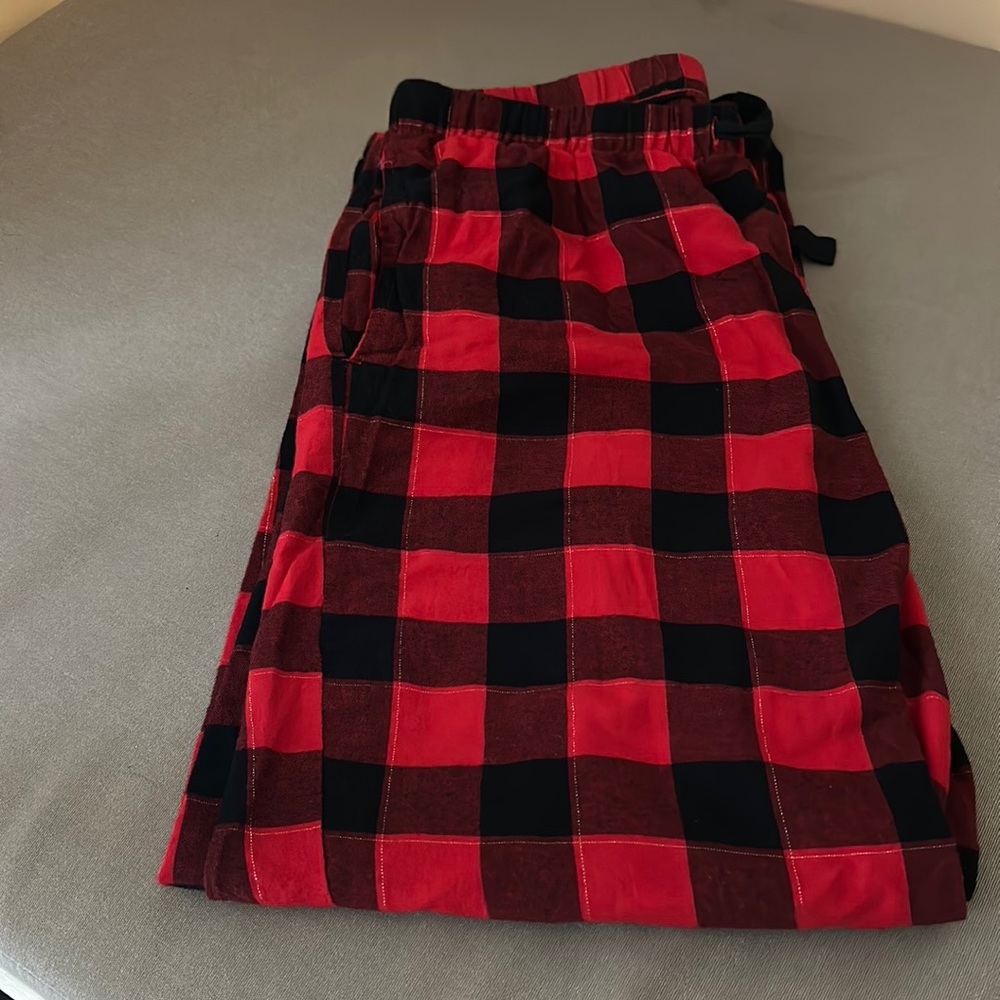Women’s medium Buffalo plaid pajama pants